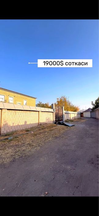 Дом в поселке улугбек