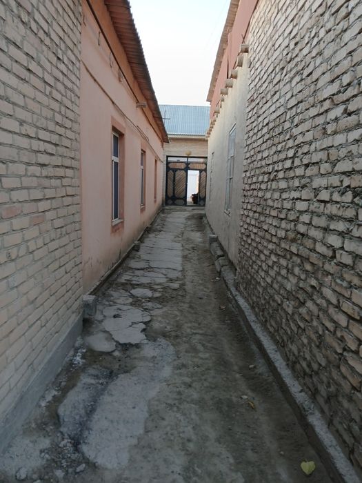 Участка сотилади