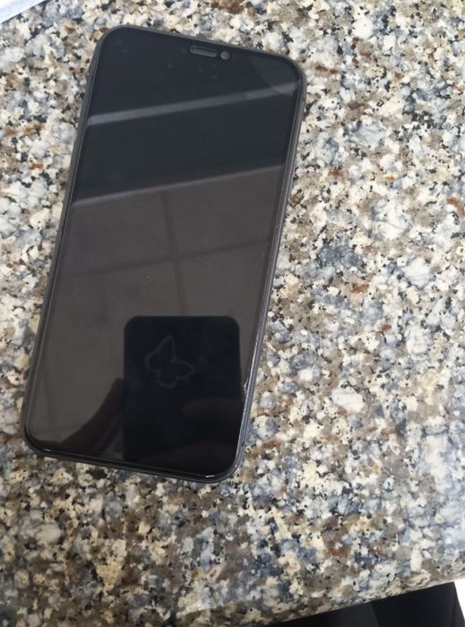 Iphone 11 sotiladi