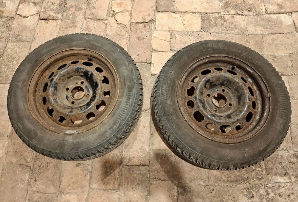 2x Jenti Peugeot 308 cu anvelope iarna Continental 195/65 R15 dot 2017