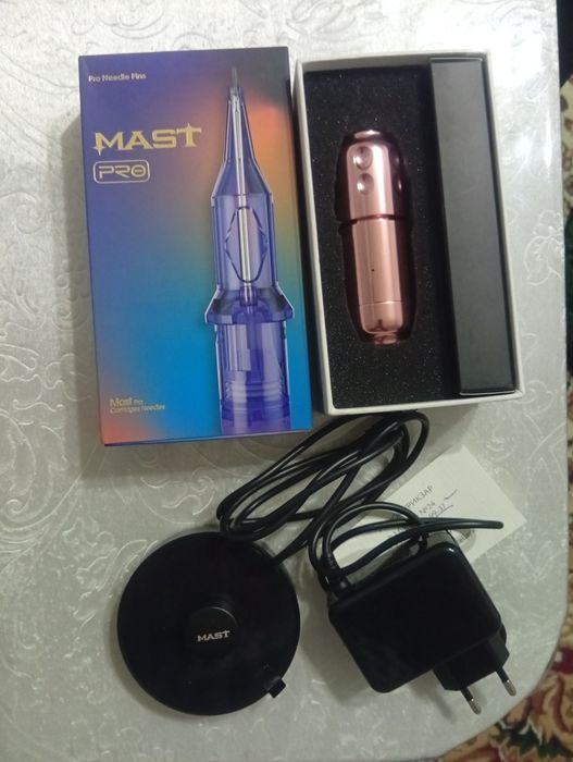 MAST аппарати ва кушетка, стули сотилади.