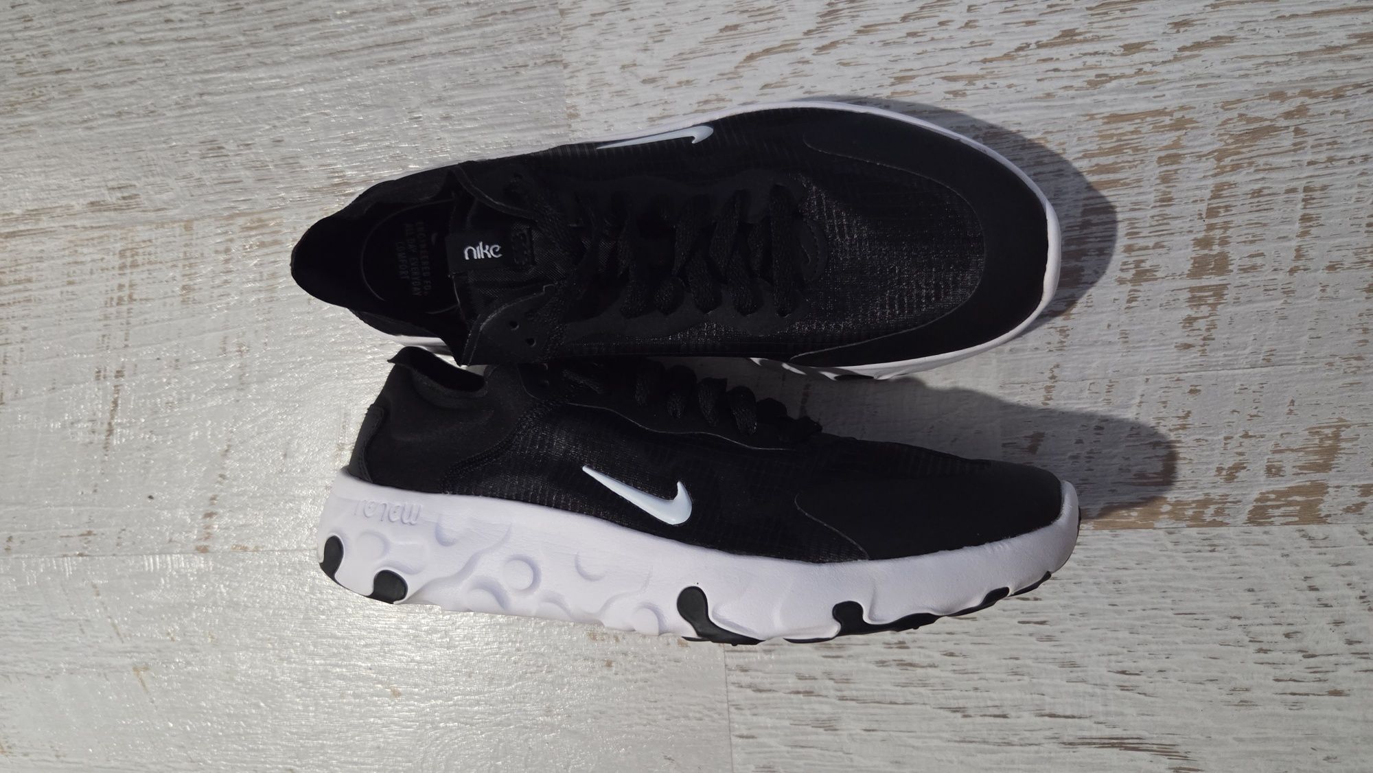 Сникърси Nike Renew Lucent BQ4235