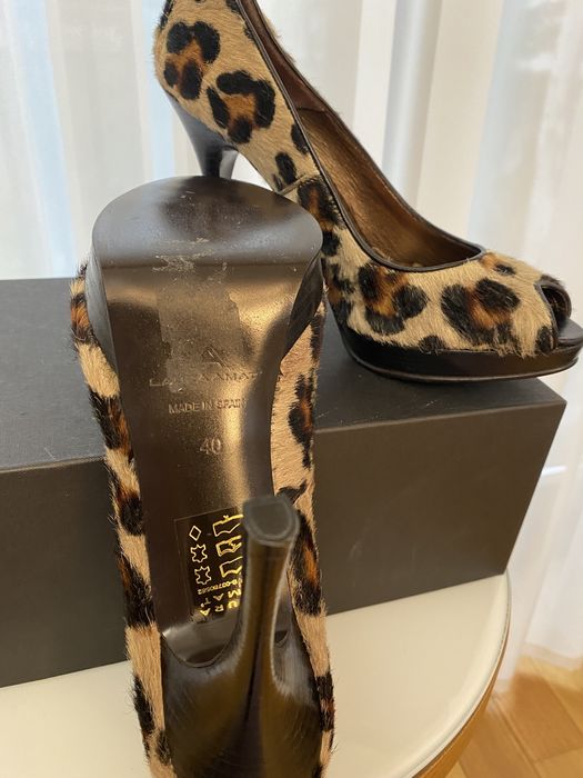 Pantofi de ocazie. Noi cu eticheta!