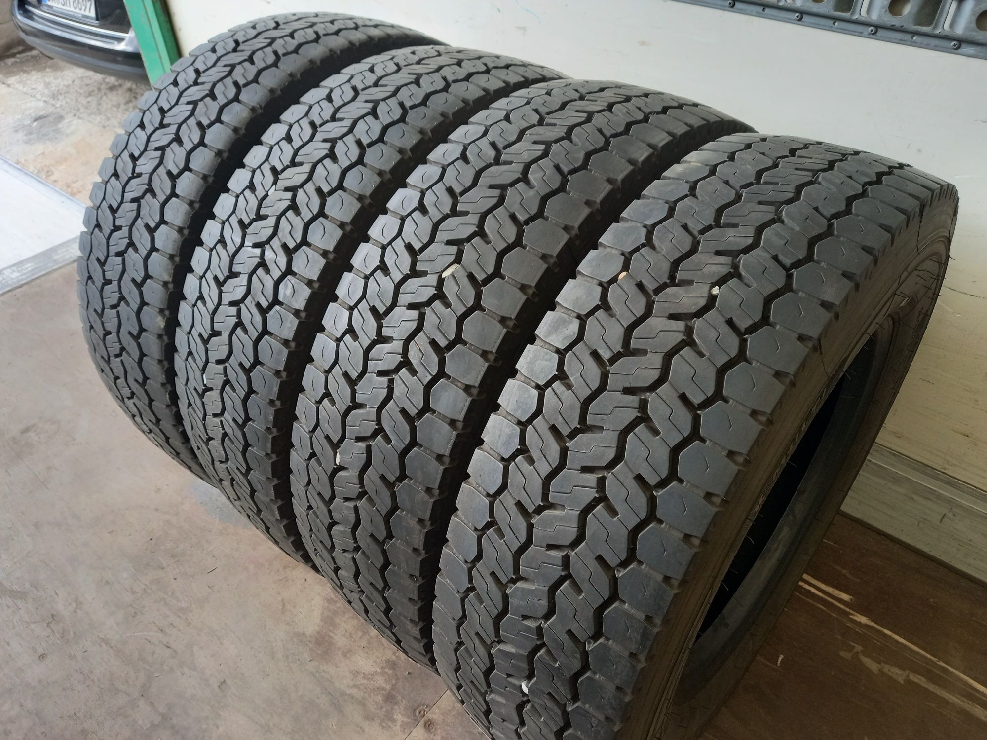 4 броя 215 75 17.5 michelin