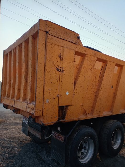 Хова самосвал 2005