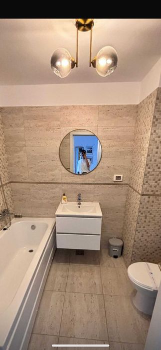 Ofer spre inchiriere apartament cu 2 camere,mobilat in Suceava.