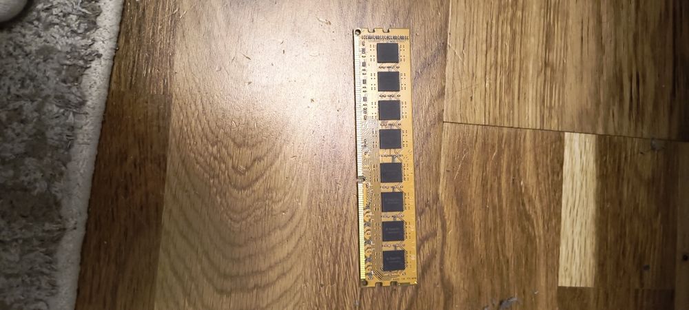 Memorie RAM 8GB DDR3