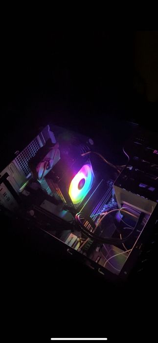 12 поточный intel Core i5 10400F 4.3
Ghz 6 ядер + 4 слота В460М PRO4