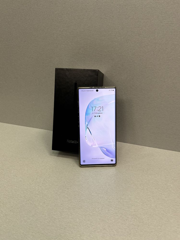 Продавам Samsung NOTE 10 PLUS