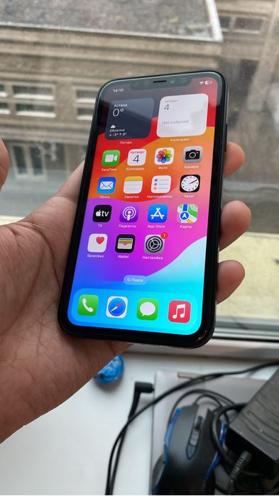 Iphone Xr и 11 в корпусе Iphone 16