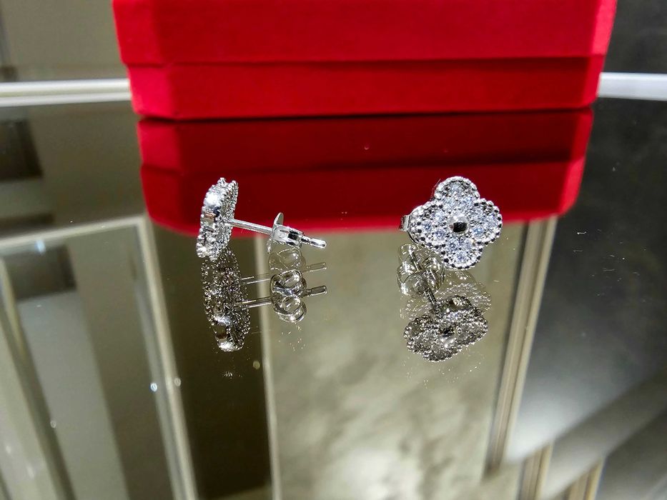 Van Cleef & Arpels VCA Silver Diamond Sweet Alhambra Дамски Обеци