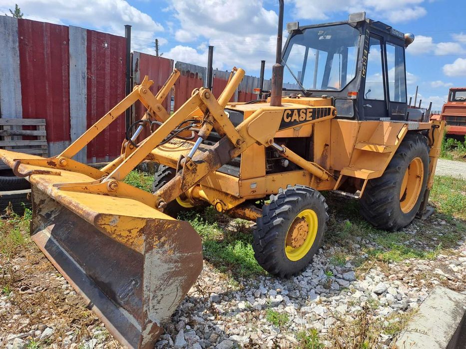 Почистване на гъсти храсти и тръни с шредер и мулчер