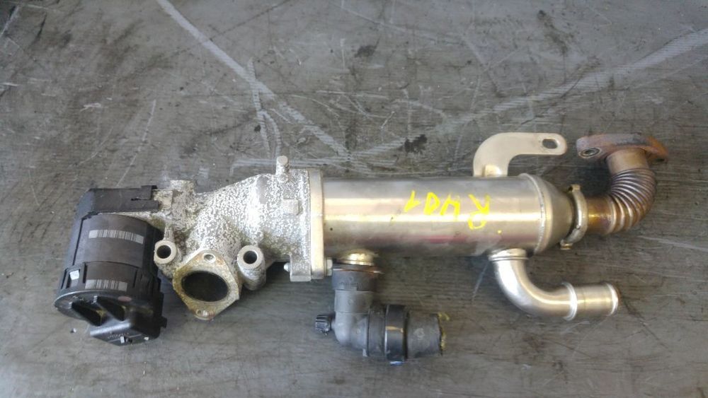 egr cu racitor gaze  peugeot 407 peugeot 508 peugeot 607 citroen c4  2.0 hdi  rhf rh01 9681825280 9686916780