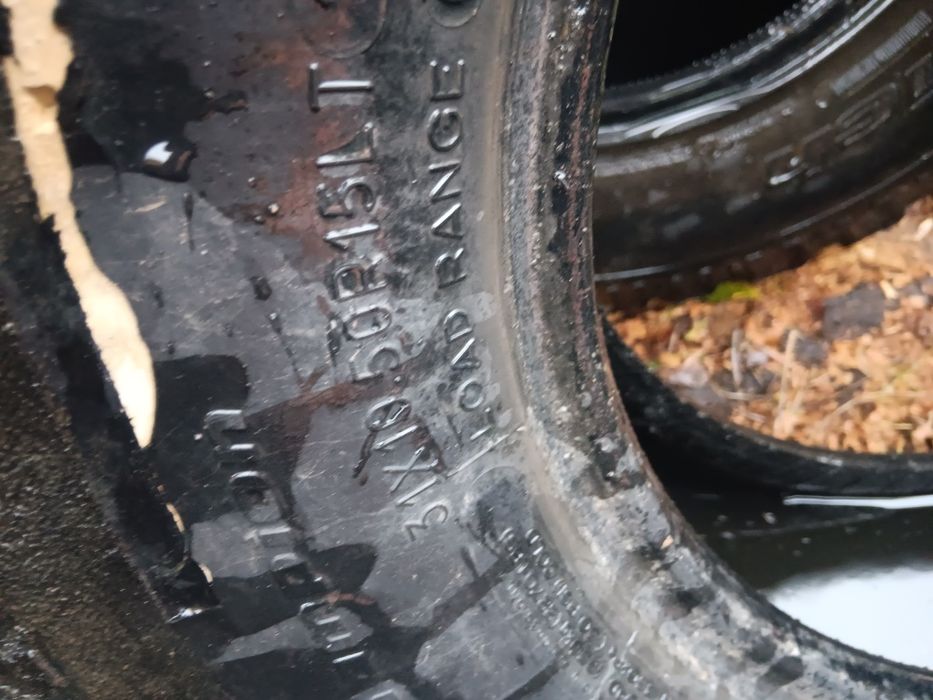 31х10.5 15 гуми 2бр резервна джип кал офф роад