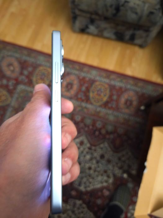 Xiaomi 14t 256gb отличен с оставаща 2г+ гаранция