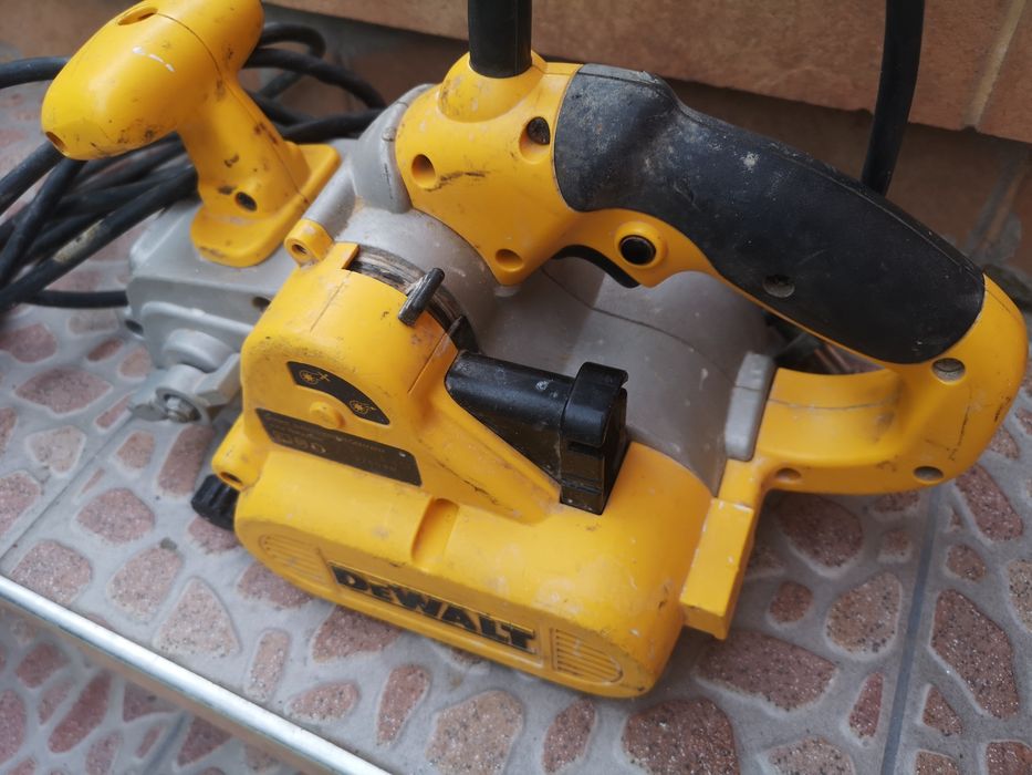 Лентов Вибро ШЛАЙФ De Walt с обороти