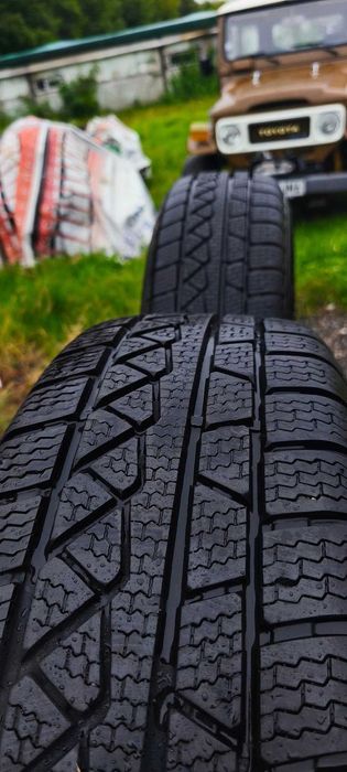 Set de 4 roti 15" de iarna pentru Honda CRV