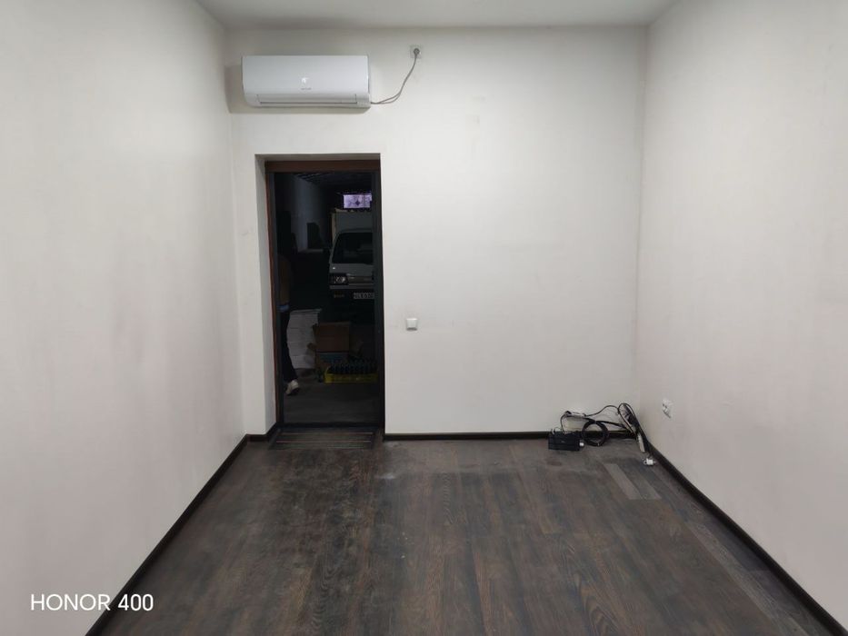 Сдаем  в аренду склад с офисом общая площадь 200 кв