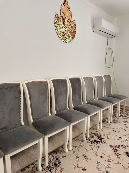 Стол гостевой со стульями