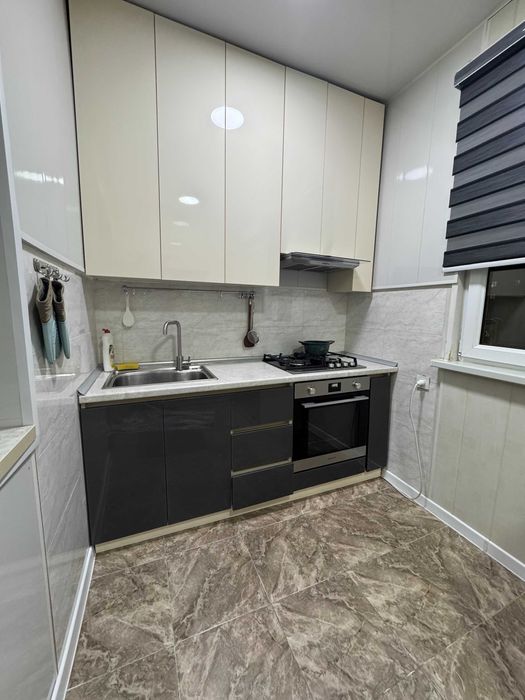 Продается 5 комнатная квартира в Сергилях ПОСРЕДНИКАМ НЕ БЕСПОКОИТЬ