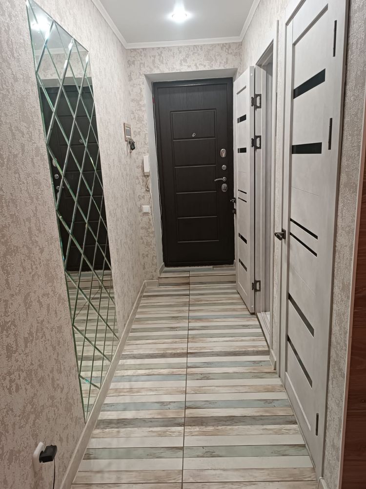 Продам 2 комнатную квартиру