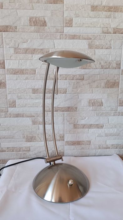 Работна настолна лампа за бюро с димираща функция - 100W