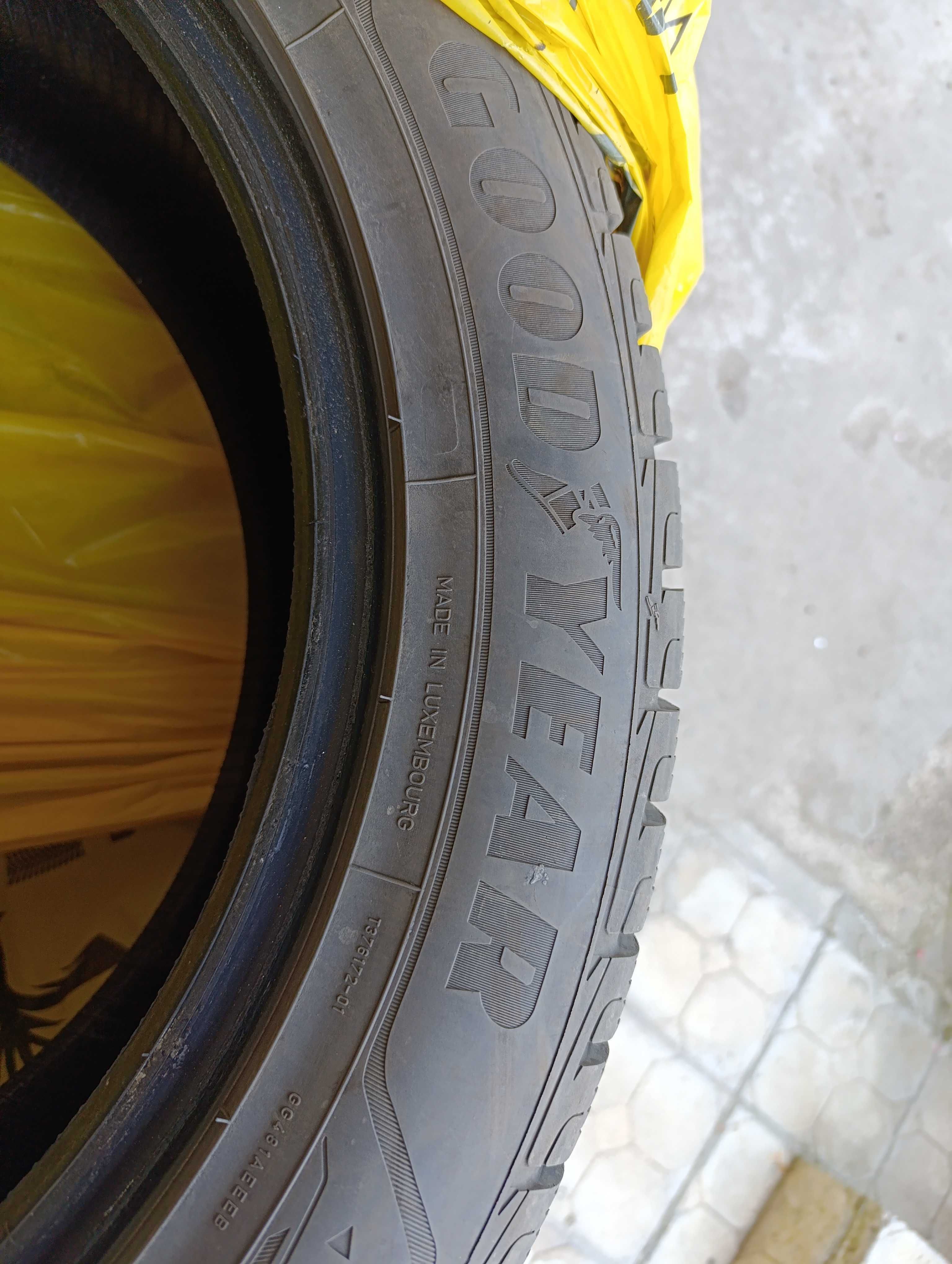 комплект Goodyear 265/50/R20 зимни