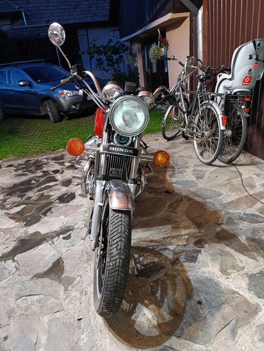 Vând Honda CX 500