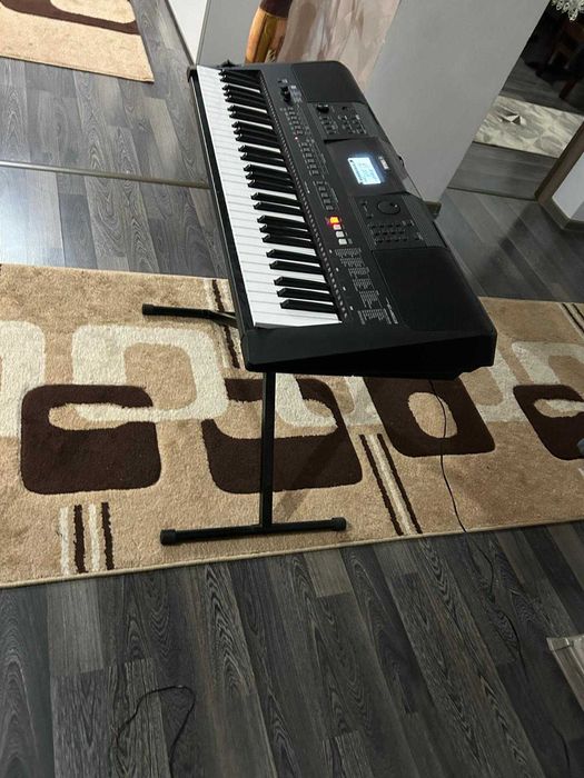 Vând orgă  Yamaha