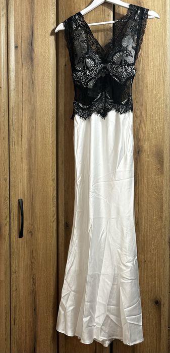 Рокля Miss Rosier