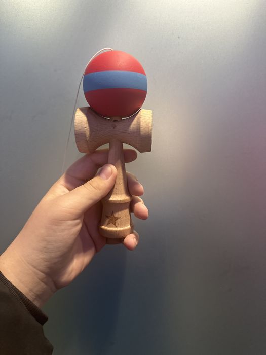 Kendama X este folosita doar o zi