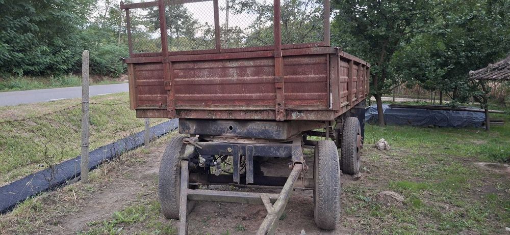 De vânzare, Tractor u650, remorcă, plug, disc agricol și  grapă