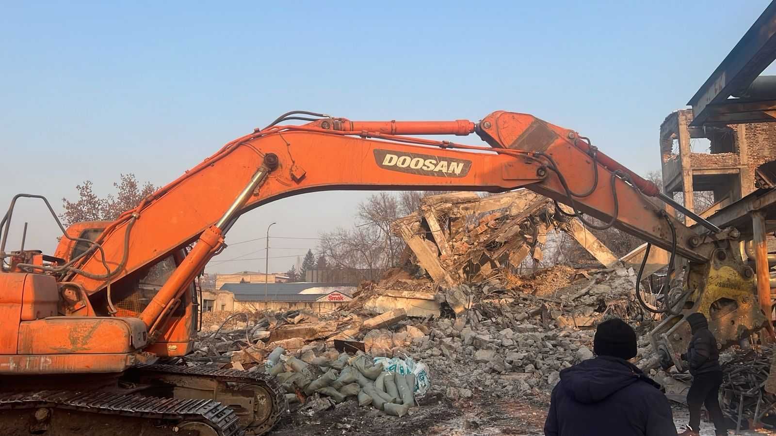 Демонтаж зданий, снос , разбор зданий и сооружений, коттеджей и домов