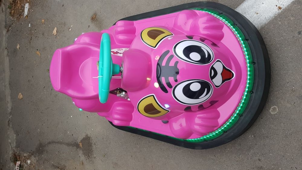 Masinuta electrica tamponata