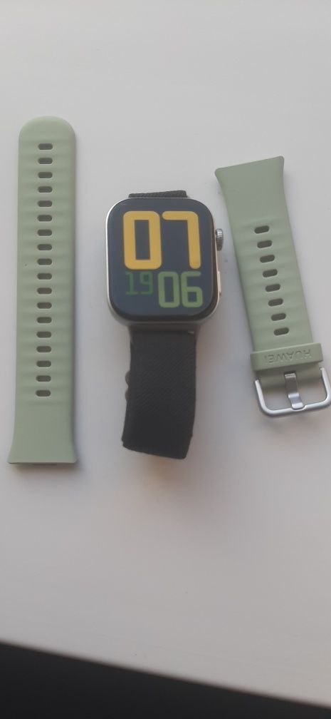 Продам смарт часы Huawei watch fit 3