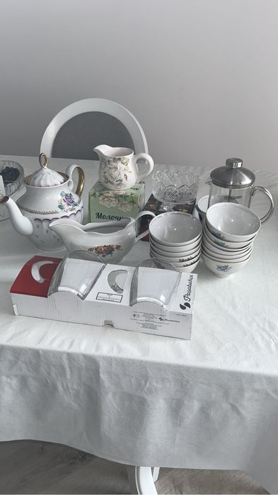 Чайные сервисы, чайники, кисушки и многое другое