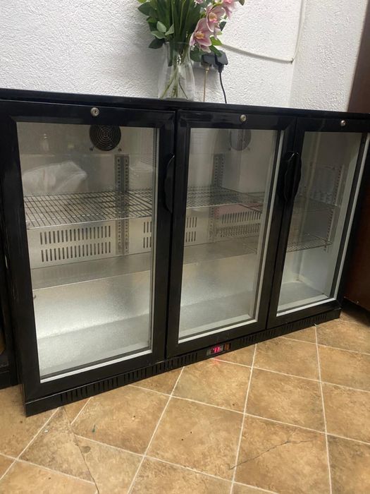 Frigider BAR trei usi