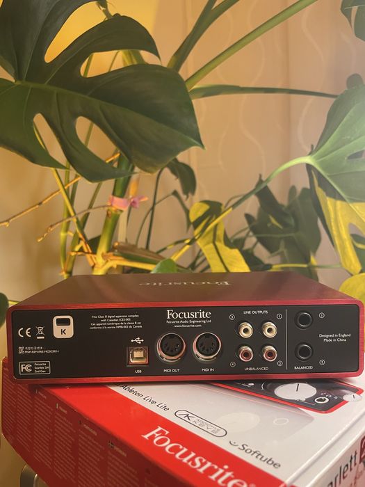 Interfata Audio Focusrite Scarlett 2i4 2nd generation