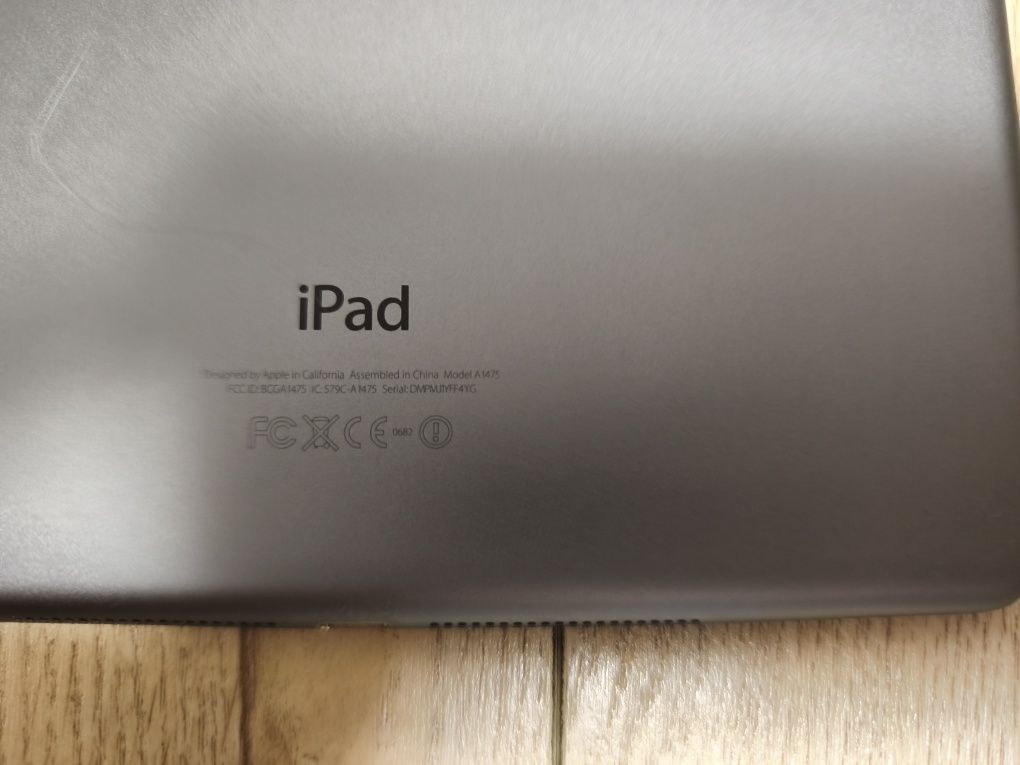 2 Tablete Apple Tableta