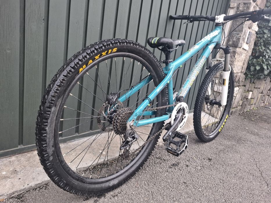 Dirt Bike Mongoose Roti de 26