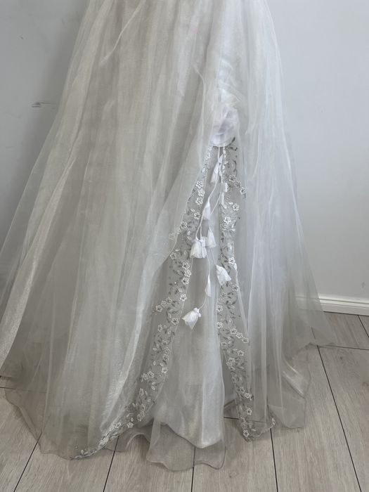 Rochie de mireasa alba