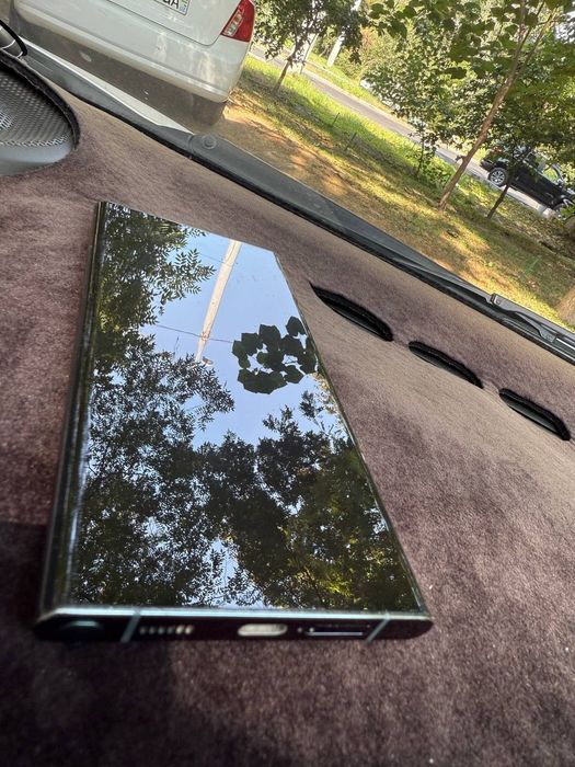 Продаётся Samsung S 22 Ultra