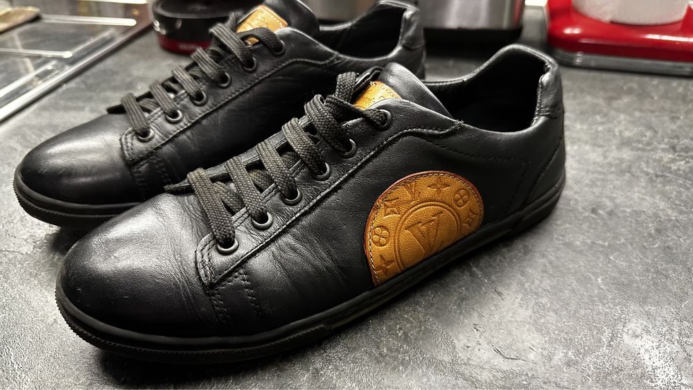 Обувки Louis Vuitton 42