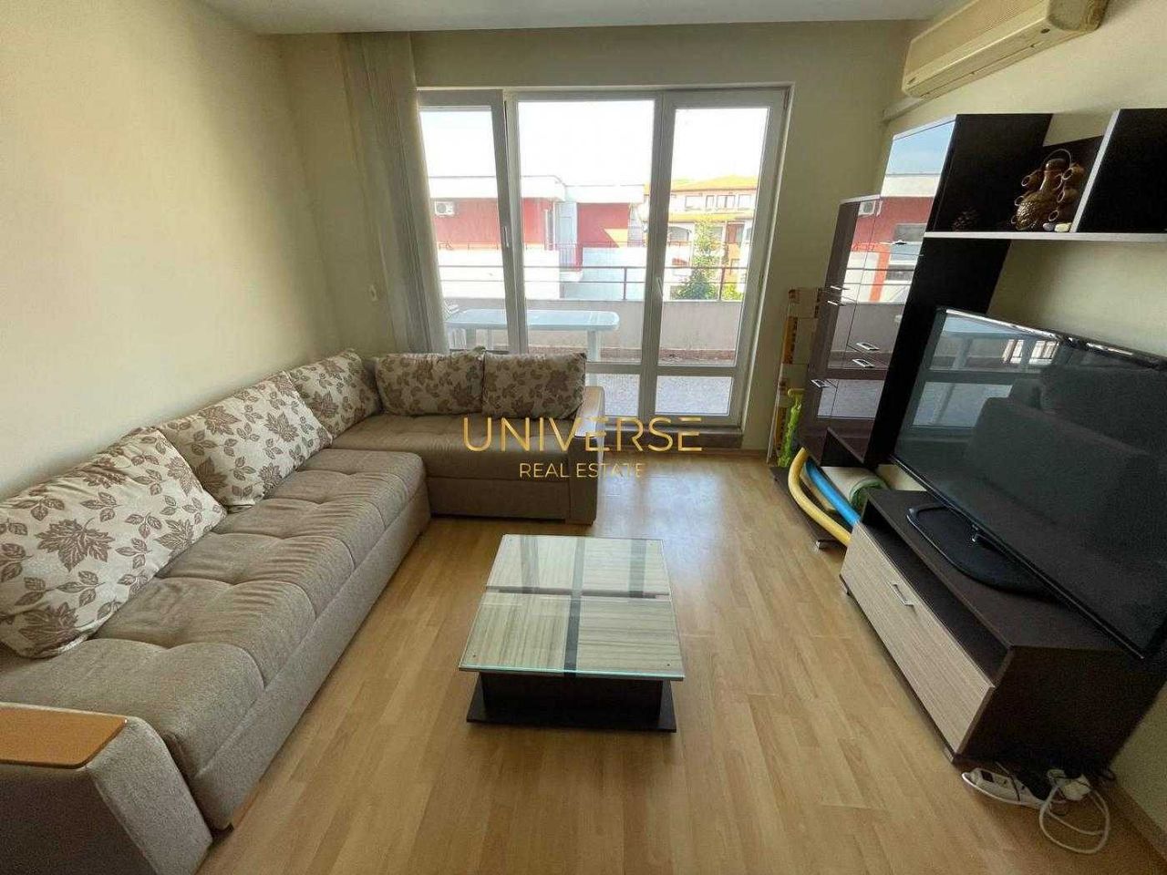 Продава се Тристаен апартамент в к.к. Елените - 107 кв.м за 775 €/кв.м - Снимка #1