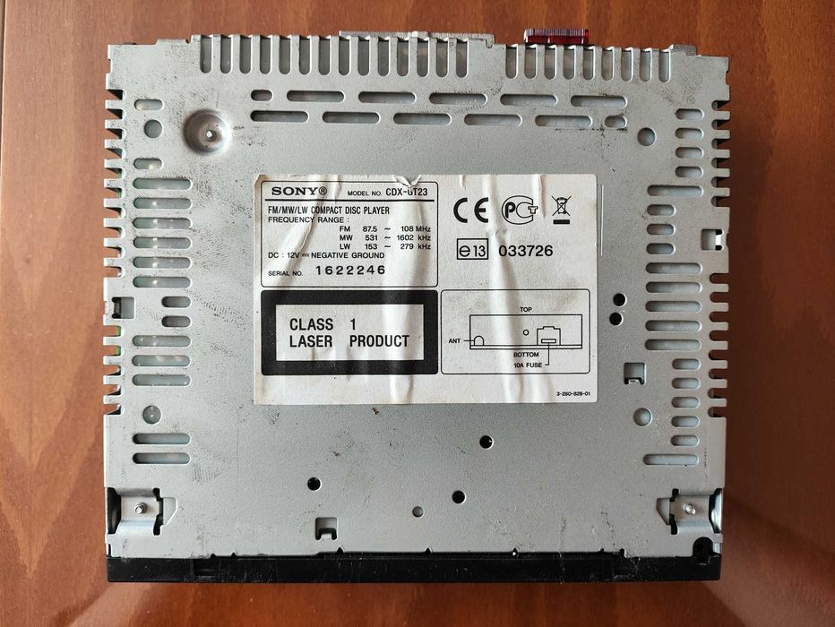 Радио за автомобил Sony CDX-GT23
