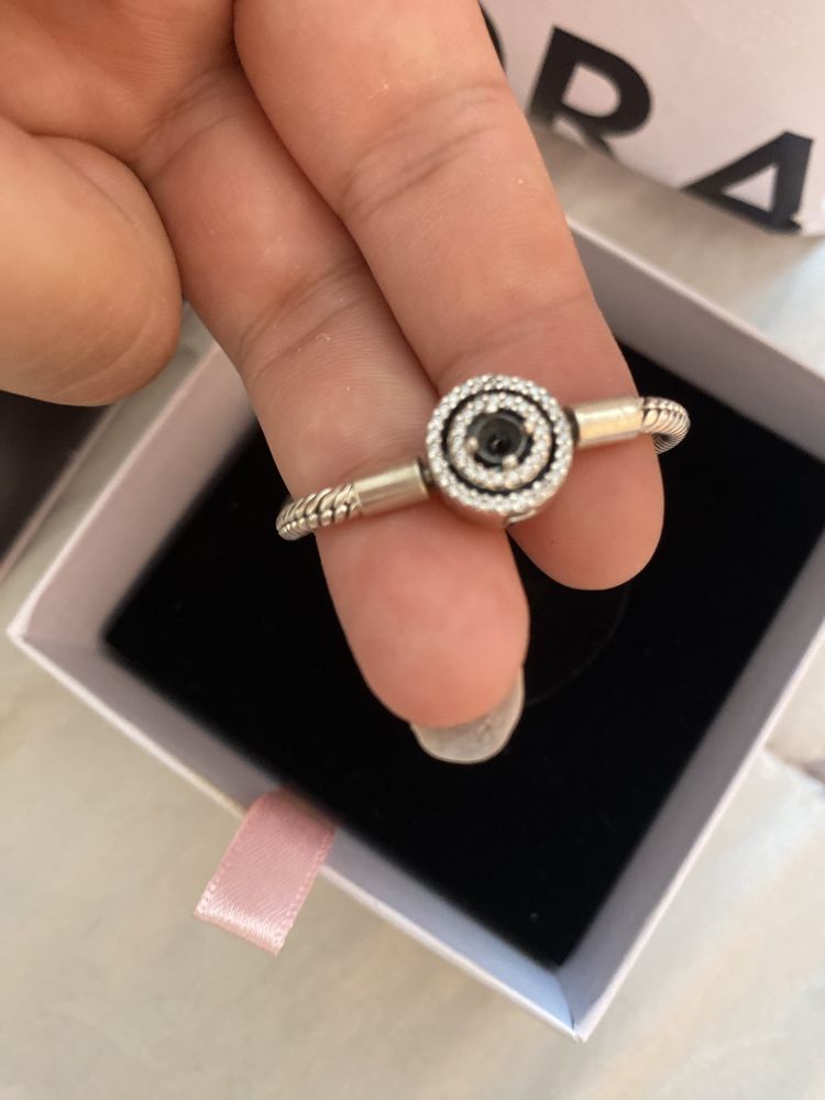 Чисто нова и оригинална гривна Pandora