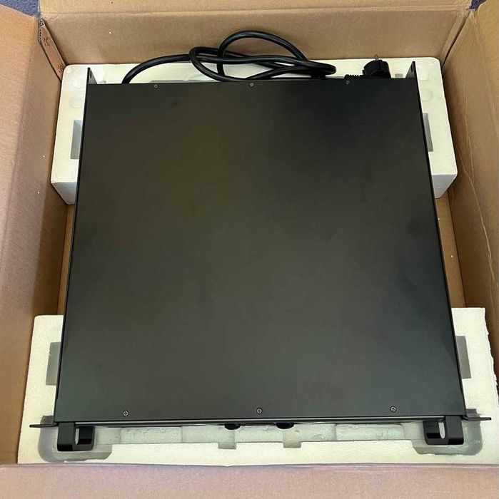 Усилвател FBT AX 3000 *Нов* - 2х1500 W здрав и надежден