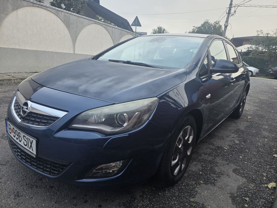 Opel Astra J 1.7 CDTI, 2012, 227.000 km, Euro 5, 110 CP, 3000 €