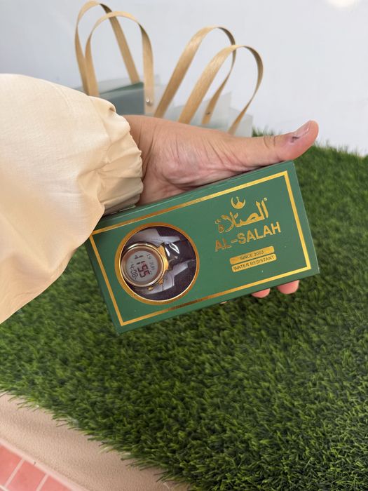 Soatlar sotiladi | AL SALAH