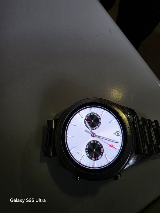 Продам часы Gear s3